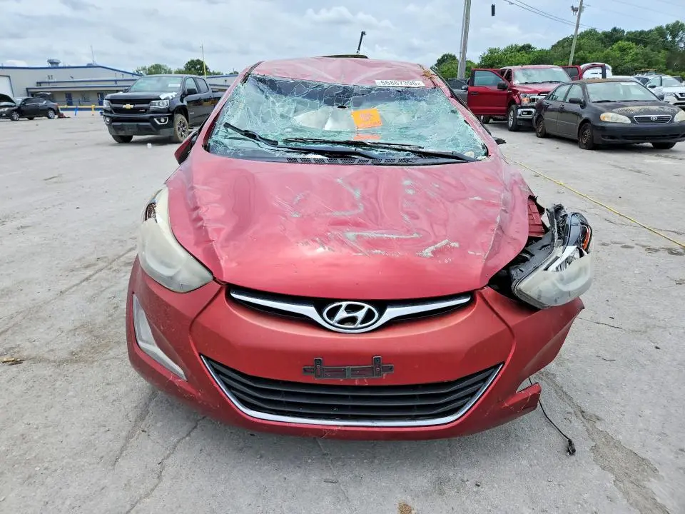 2014 HYUNDAI ELANTRA SE  