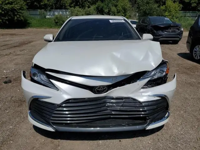 2023 TOYOTA CAMRY XLE  