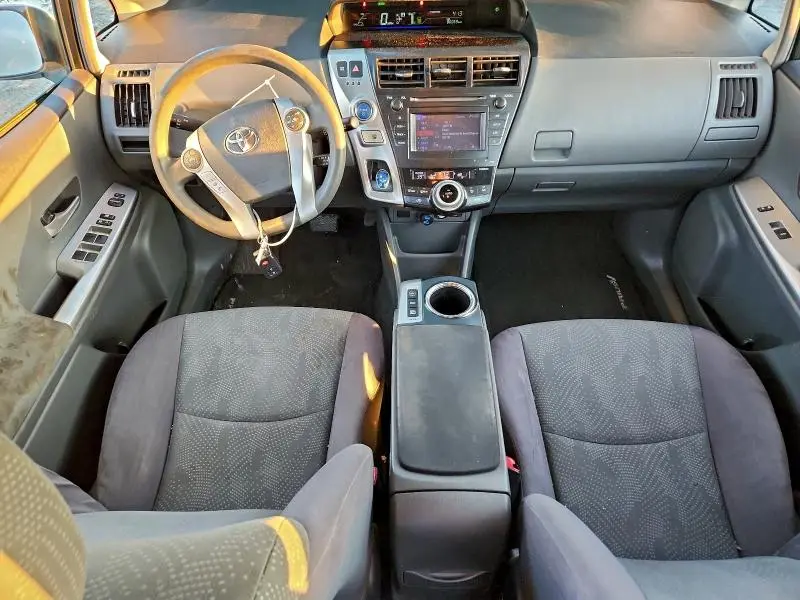 2012 TOYOTA PRIUS V   