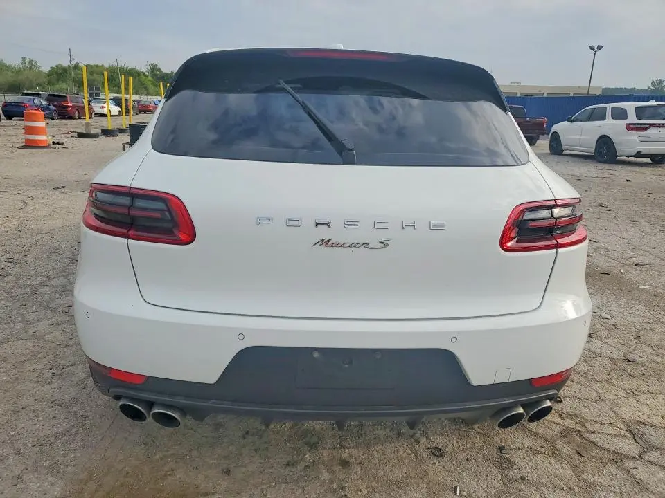 2018 PORSCHE MACAN S  