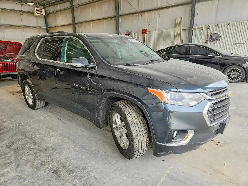 2018 CHEVROLET TRAVERSE LT  