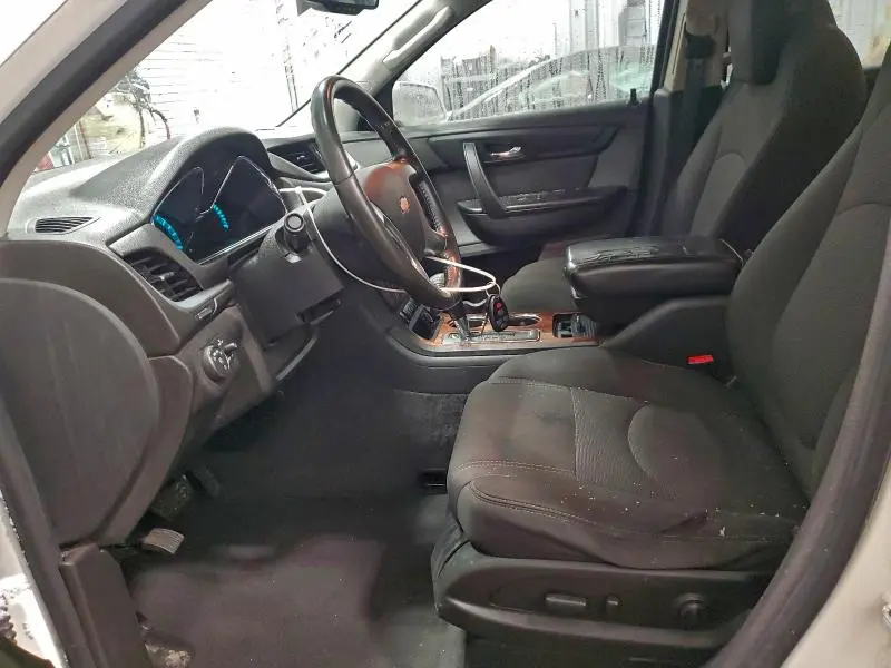 2014 CHEVROLET TRAVERSE LT  