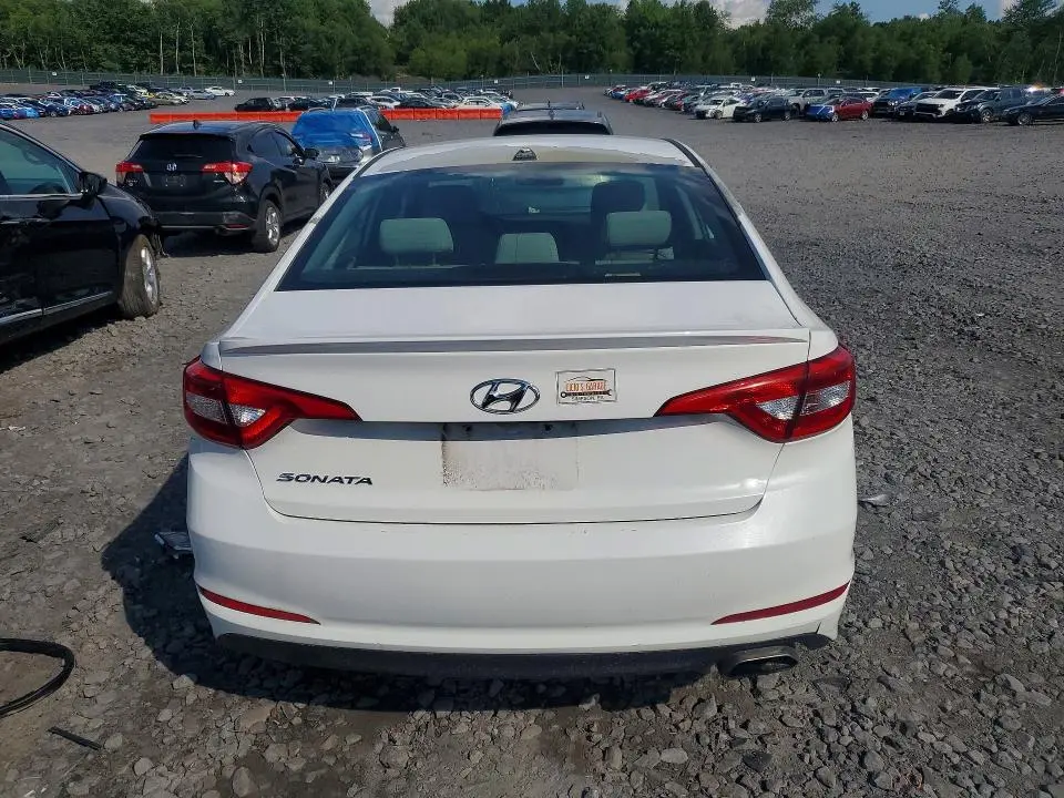 2017 HYUNDAI SONATA SE  