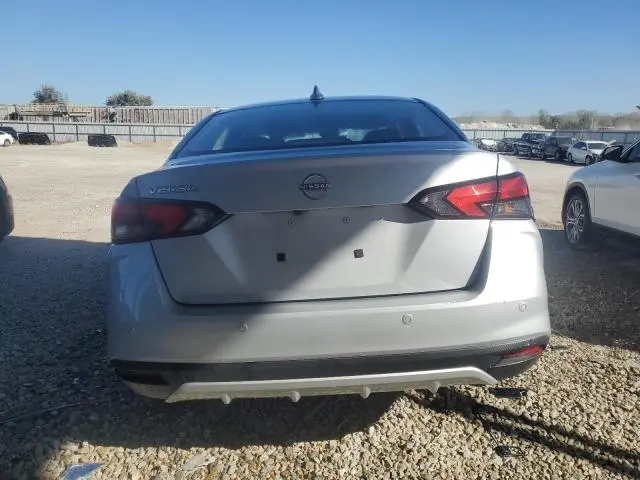 2025 NISSAN VERSA SV  