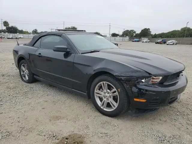 2010 FORD MUSTANG   