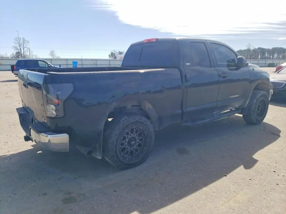 2011 TOYOTA TUNDRA GRADE  