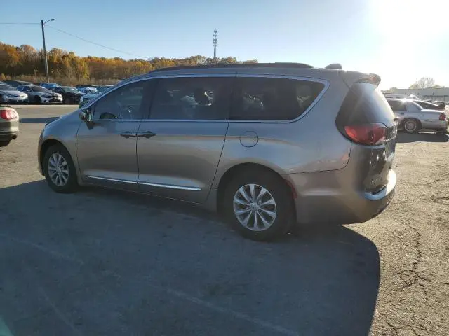 2017 CHRYSLER PACIFICA TOURING L  