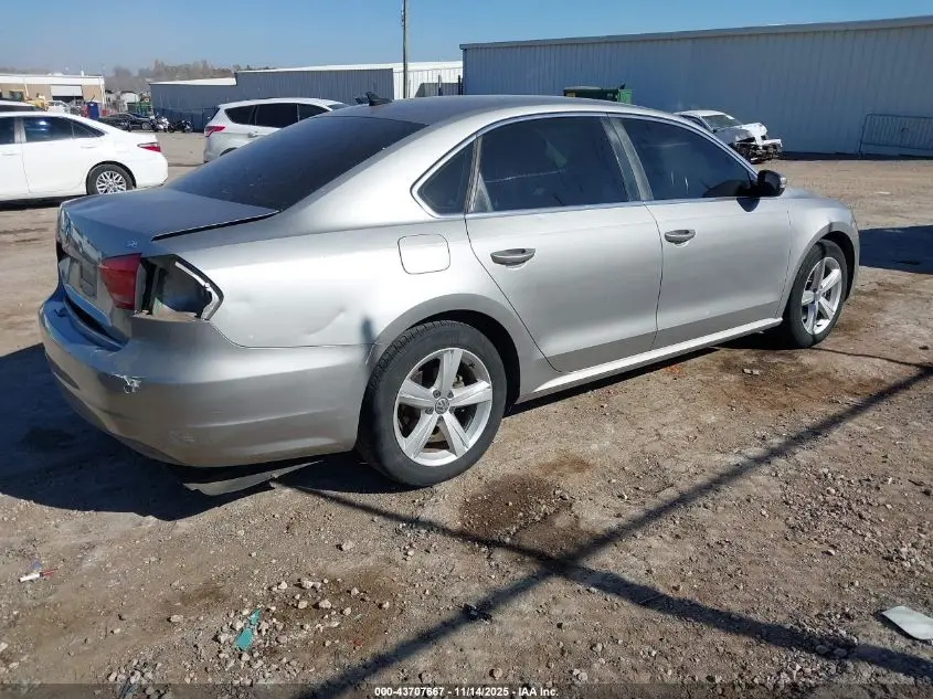 2013 VOLKSWAGEN PASSAT 2.5L SE