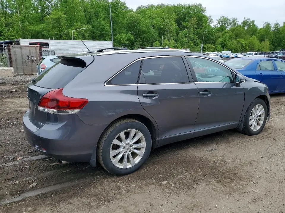 2013 TOYOTA VENZA LE  