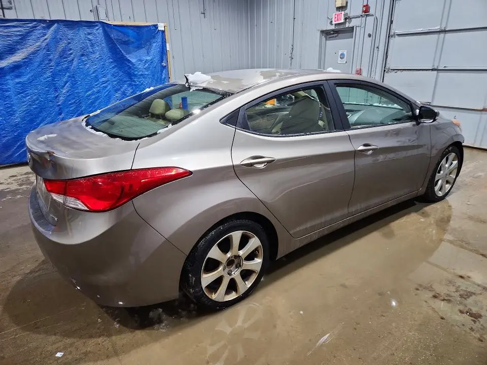 2011 HYUNDAI ELANTRA LIMITED  