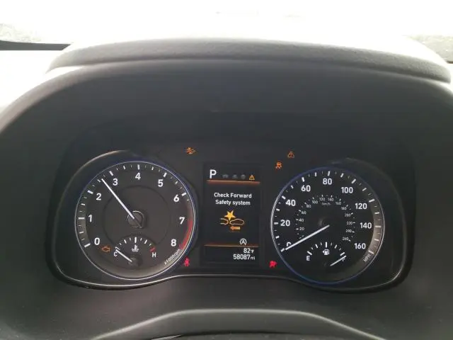 2023 HYUNDAI KONA SE  