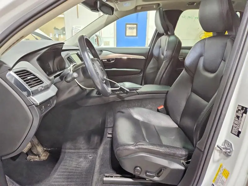 2018 VOLVO XC90 T5  