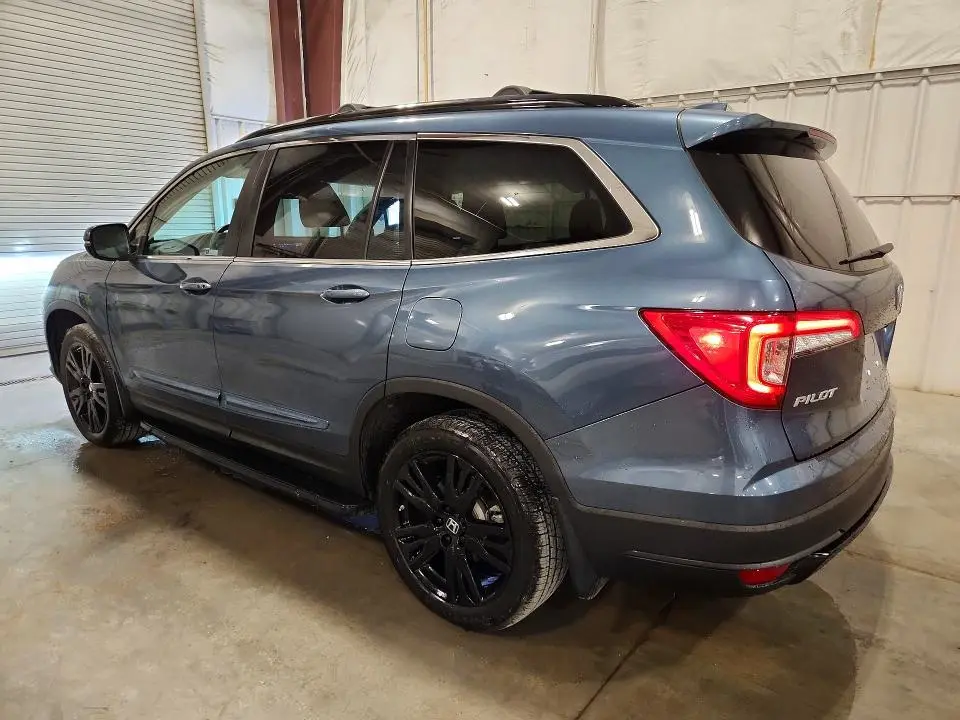 2021 HONDA PILOT SE  