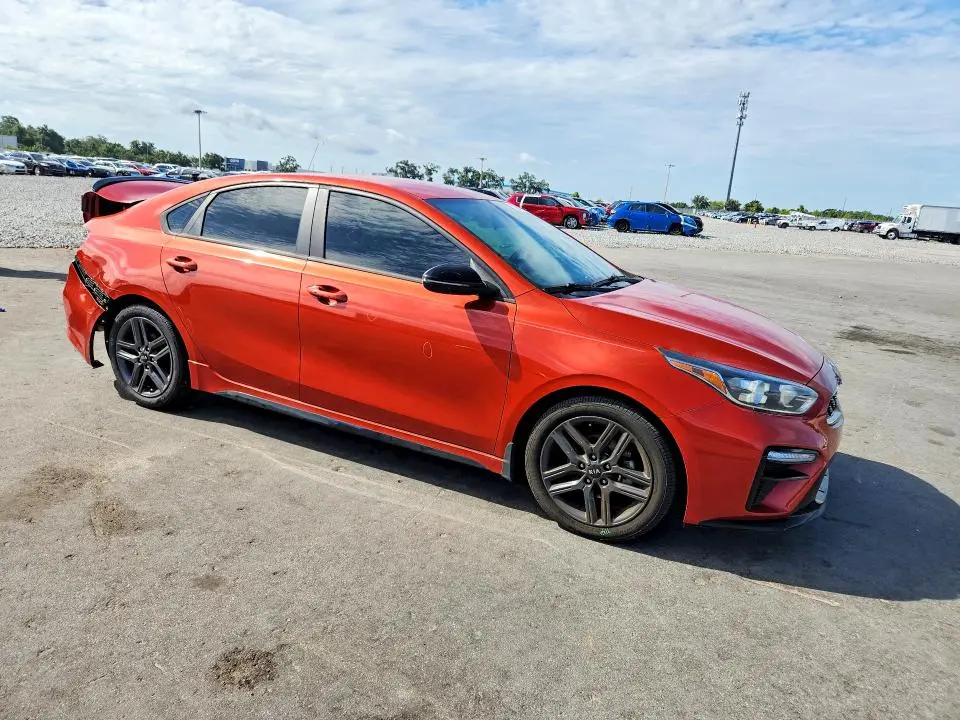 2021 KIA FORTE GT LINE  