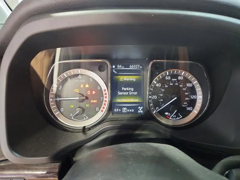 2017 NISSAN TITAN SV  