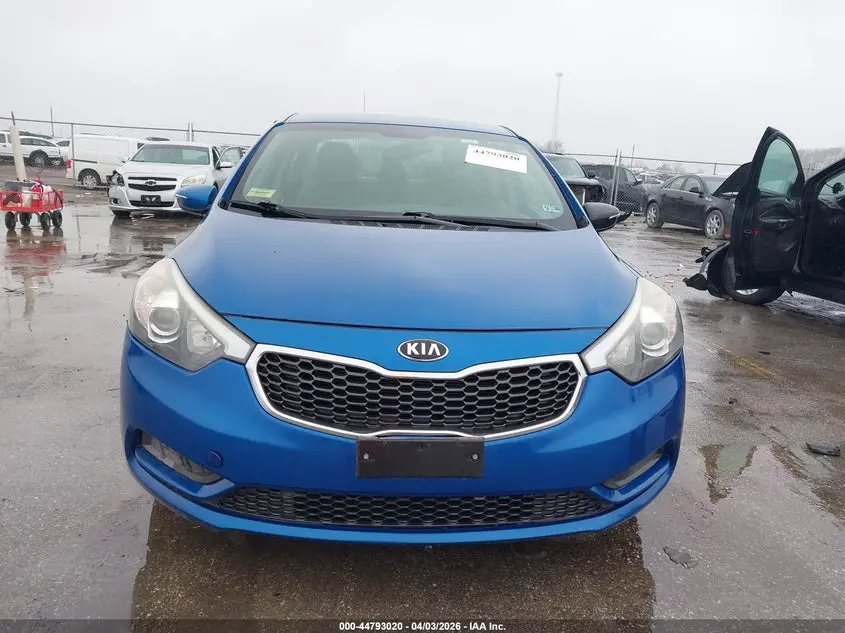 2015 KIA FORTE LX
