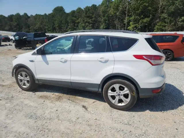 2016 FORD ESCAPE SE  