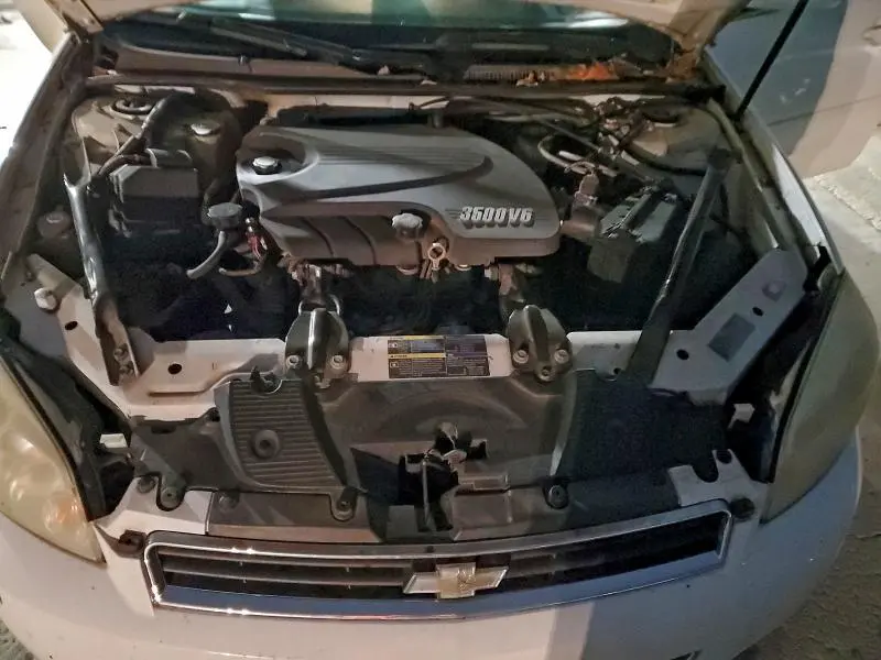 2010 CHEVROLET IMPALA LT  