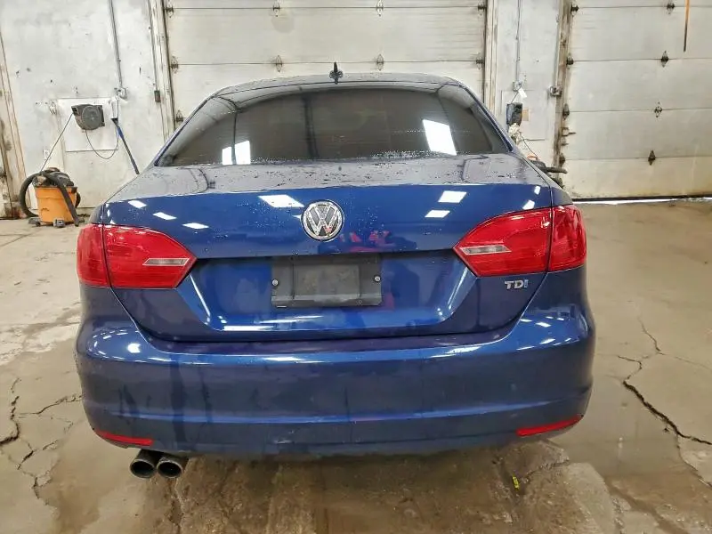 2011 VOLKSWAGEN JETTA TDI  