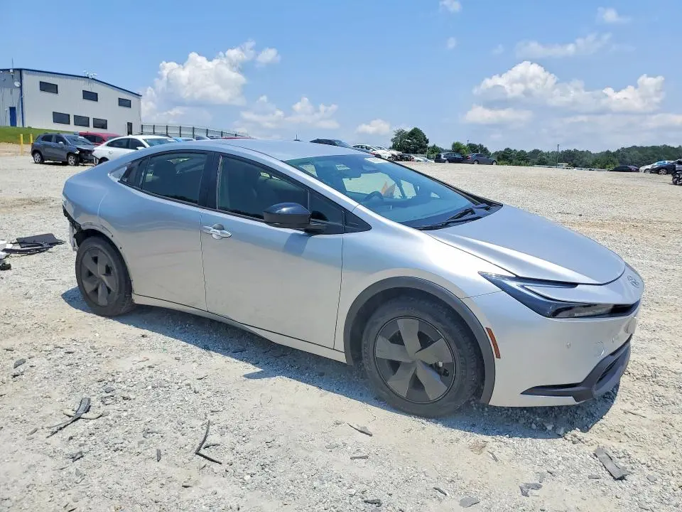 2024 TOYOTA PRIUS LE  