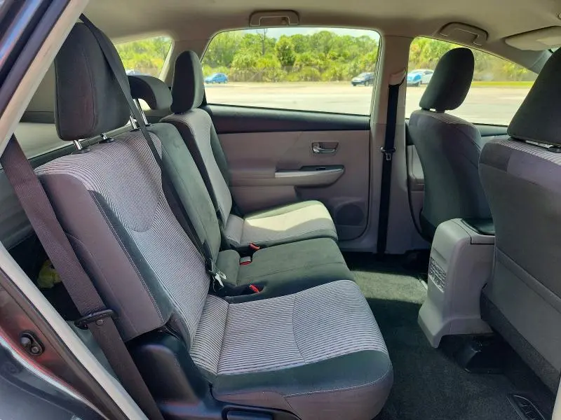 2016 TOYOTA PRIUS V TWO  