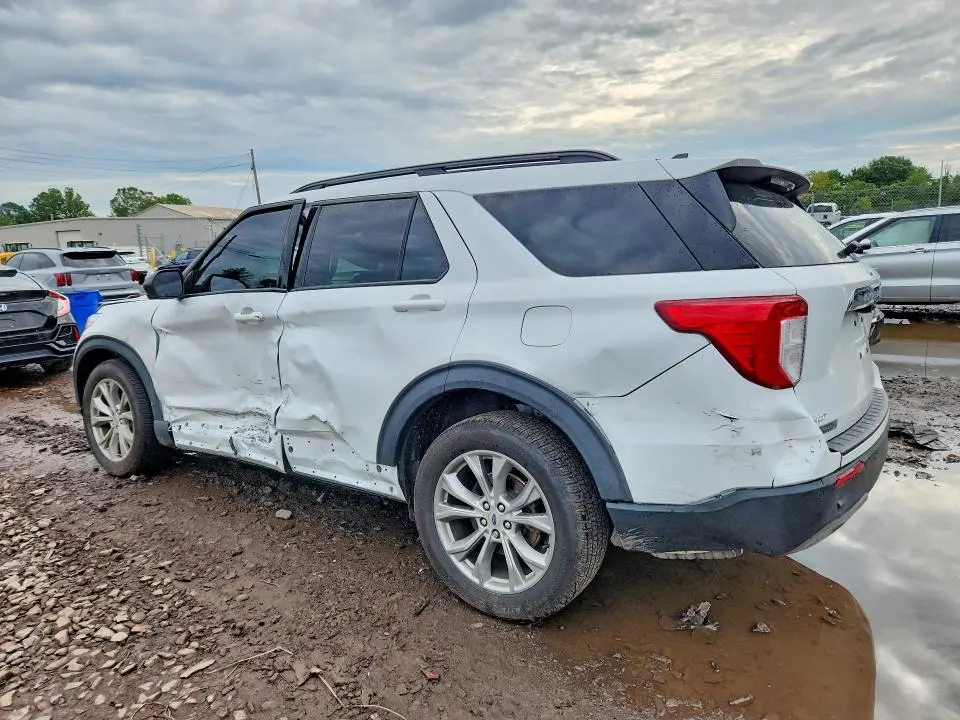 2021 FORD EXPLORER XLT  