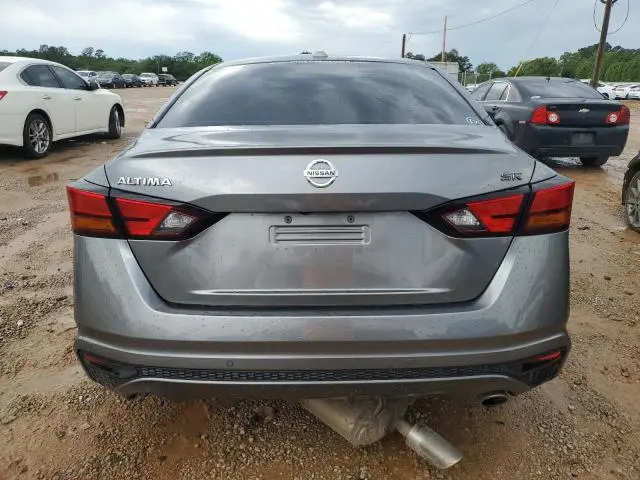 2021 NISSAN ALTIMA SR  