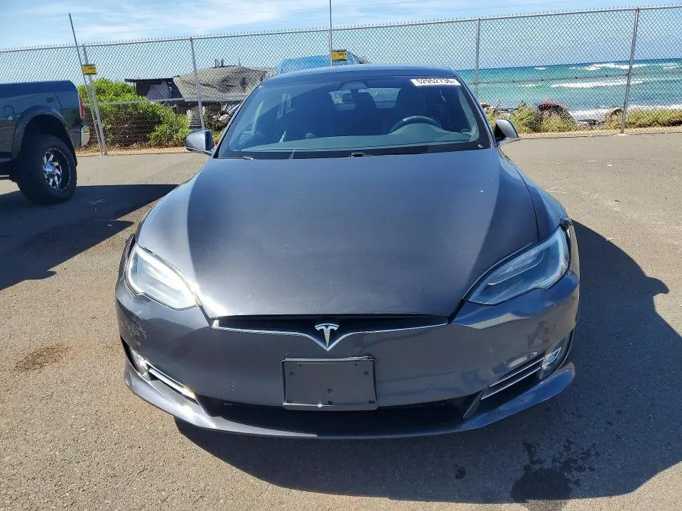 2016 TESLA MODEL S   