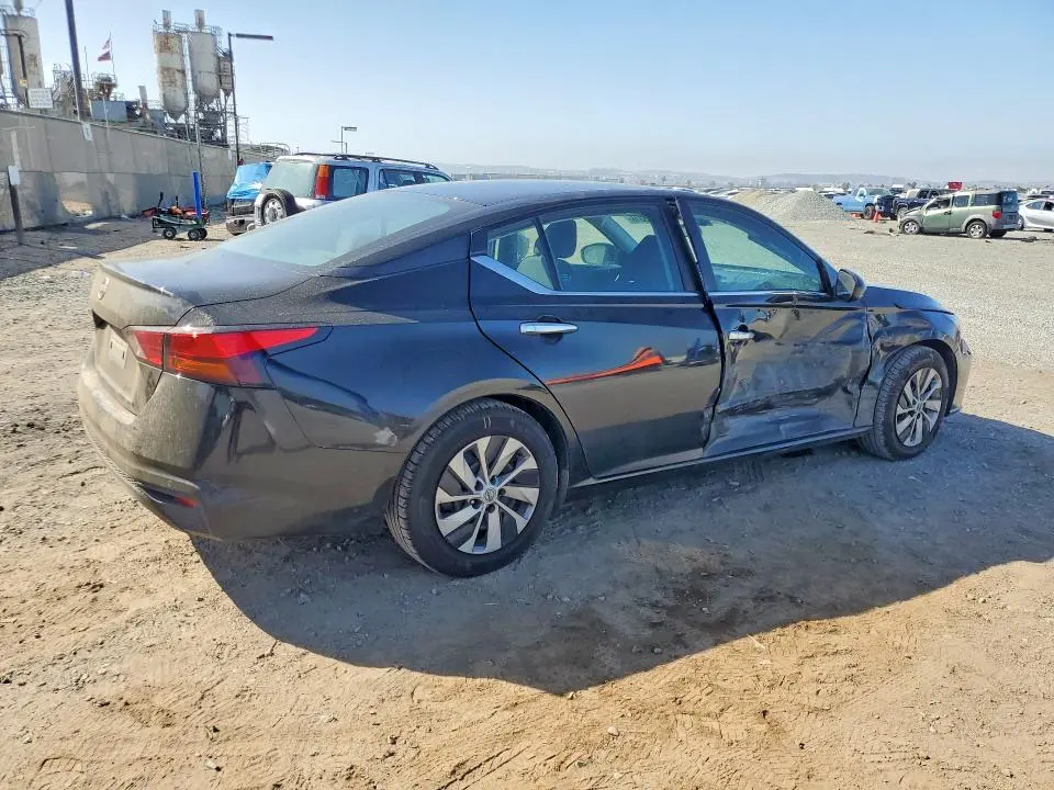 2023 NISSAN ALTIMA S  