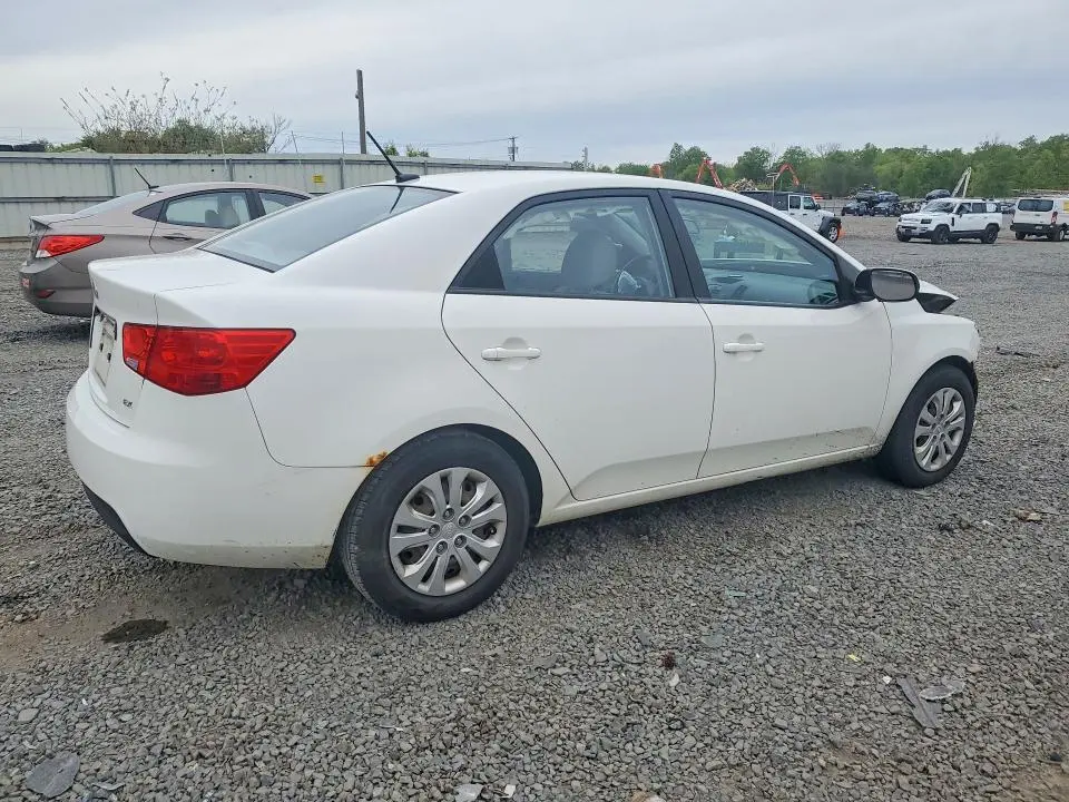 2010 KIA FORTE