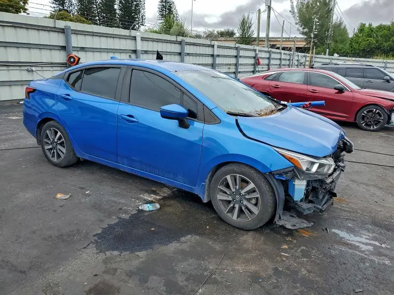 2020 NISSAN VERSA SV  