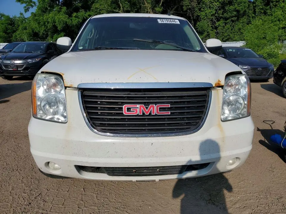 2013 GMC YUKON XL K1500 SLT  
