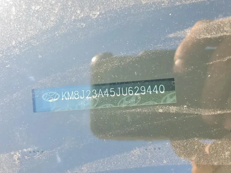 2018 HYUNDAI TUCSON SE  