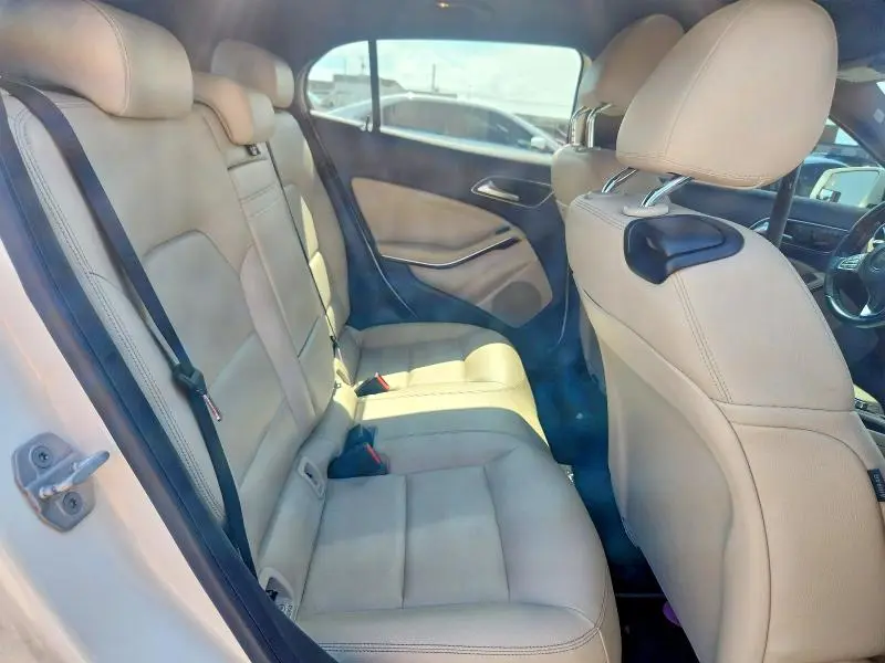 2016 MERCEDES-BENZ GLA 250  