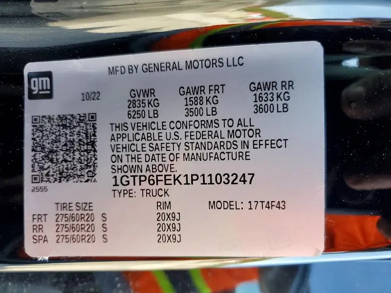 2023 GMC CANYON DENALI  