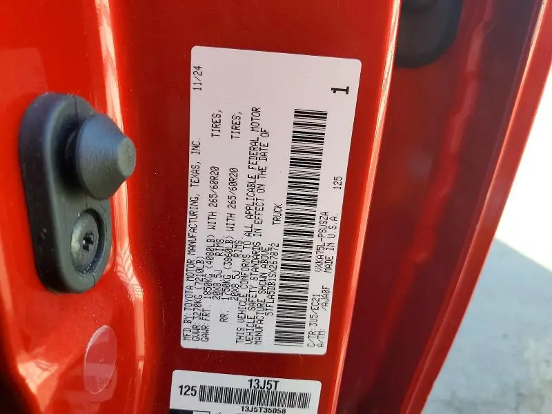 2025 TOYOTA TUNDRA SR5  