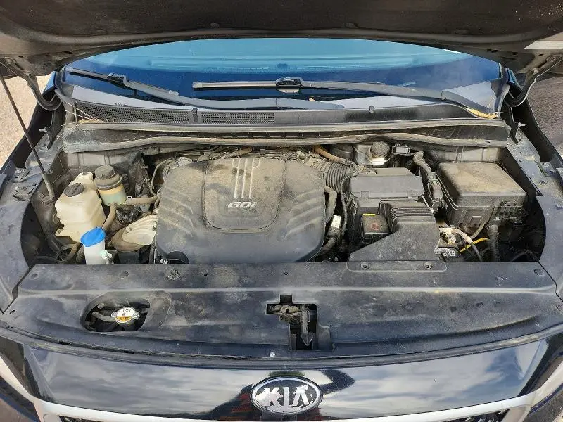 2017 KIA SEDONA L  
