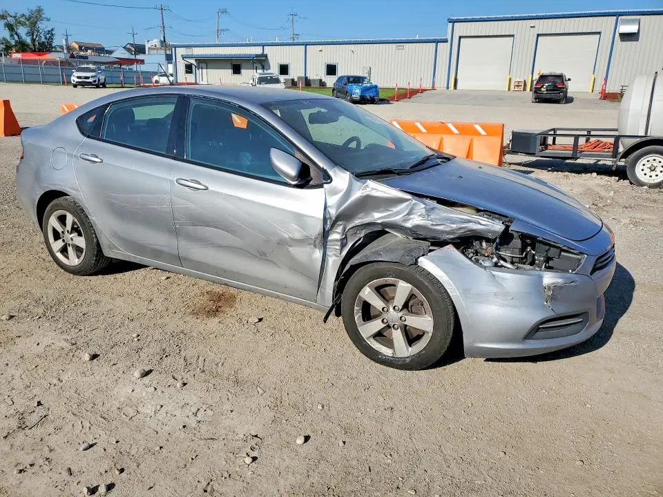 2016 DODGE DART SXT  