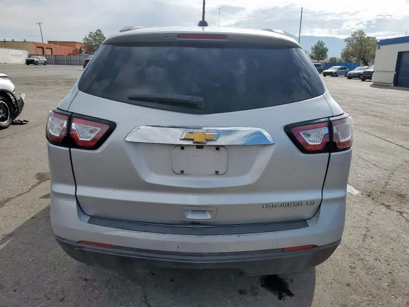 2016 CHEVROLET TRAVERSE LS  