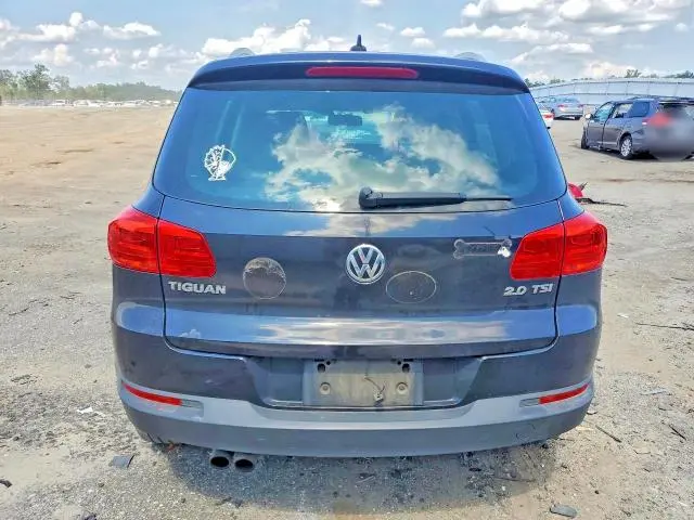 2012 VOLKSWAGEN TIGUAN S  