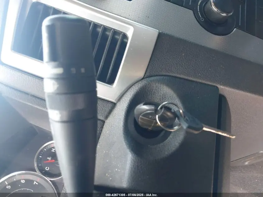 2010 JEEP GRAND CHEROKEE LAREDO