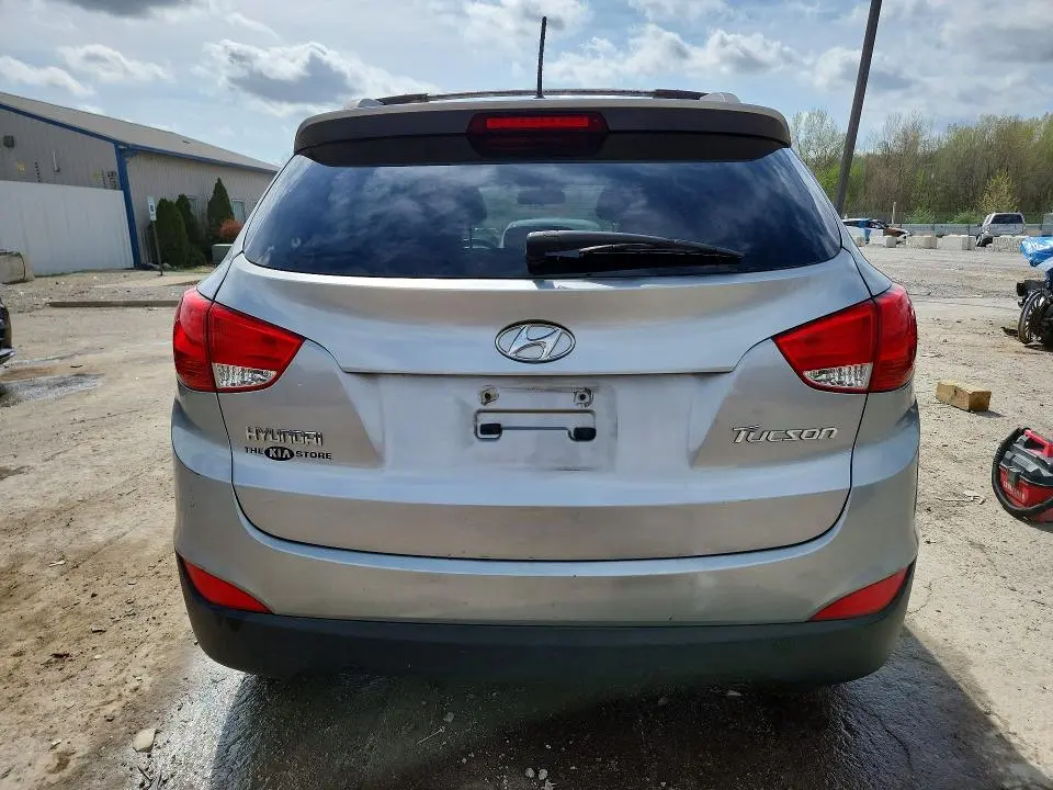 2012 HYUNDAI TUCSON GLS  