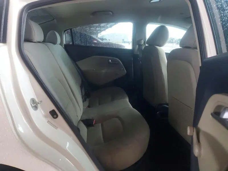 2016 KIA RIO LX  