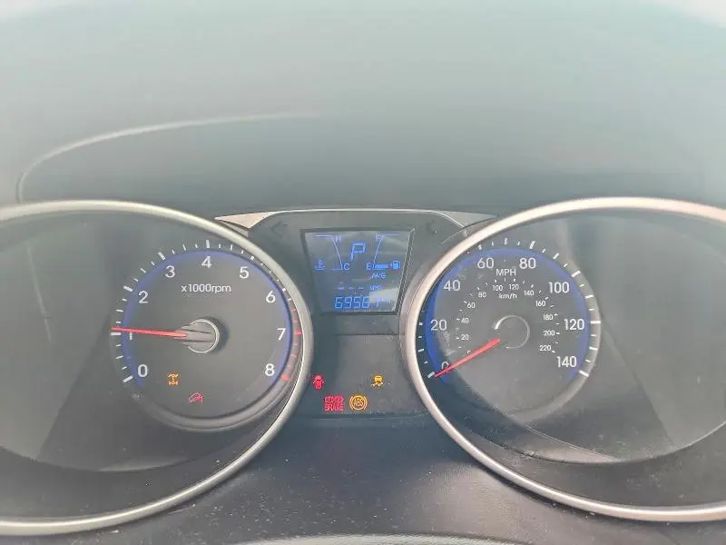 2015 HYUNDAI TUCSON LIMITED  