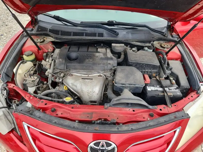 2011 TOYOTA CAMRY LE  