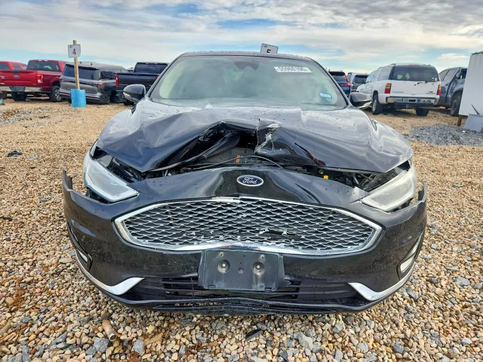 2019 FORD FUSION TITANIUM  