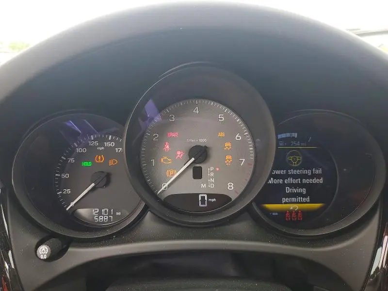 2025 PORSCHE MACAN S  