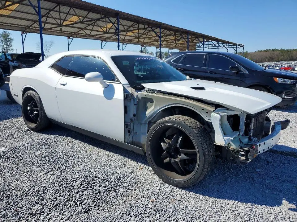2012 DODGE CHALLENGER SXT  