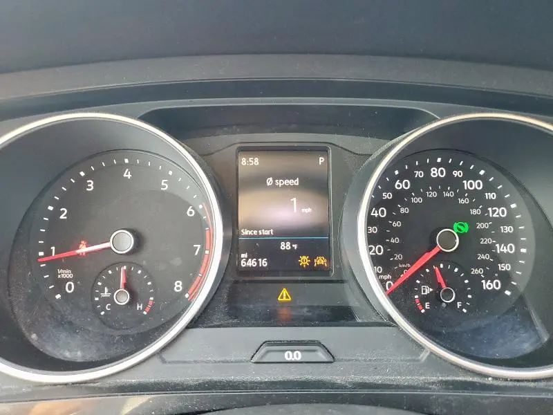 2020 VOLKSWAGEN TIGUAN SE  