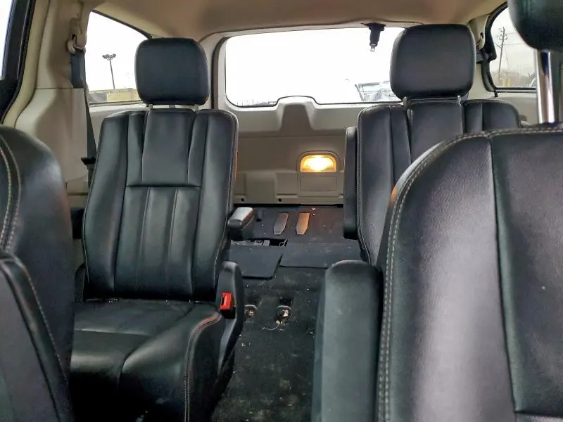 2014 CHRYSLER TOWN & COUNTRY TOURING  